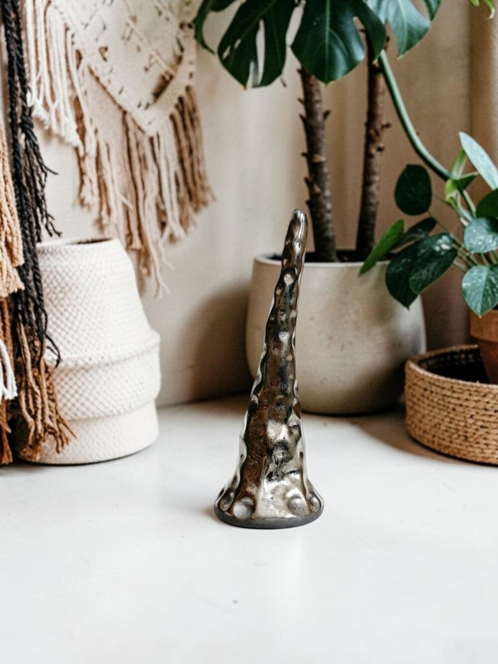Metallic Black Ceramic Brutalist Ring Holder | Textured Handmade MCM Boho Style